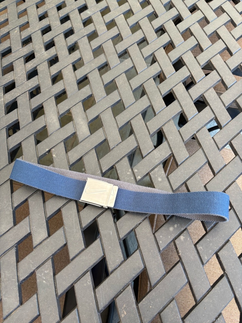 NIKE BOYS ADJUSTABLE BELT